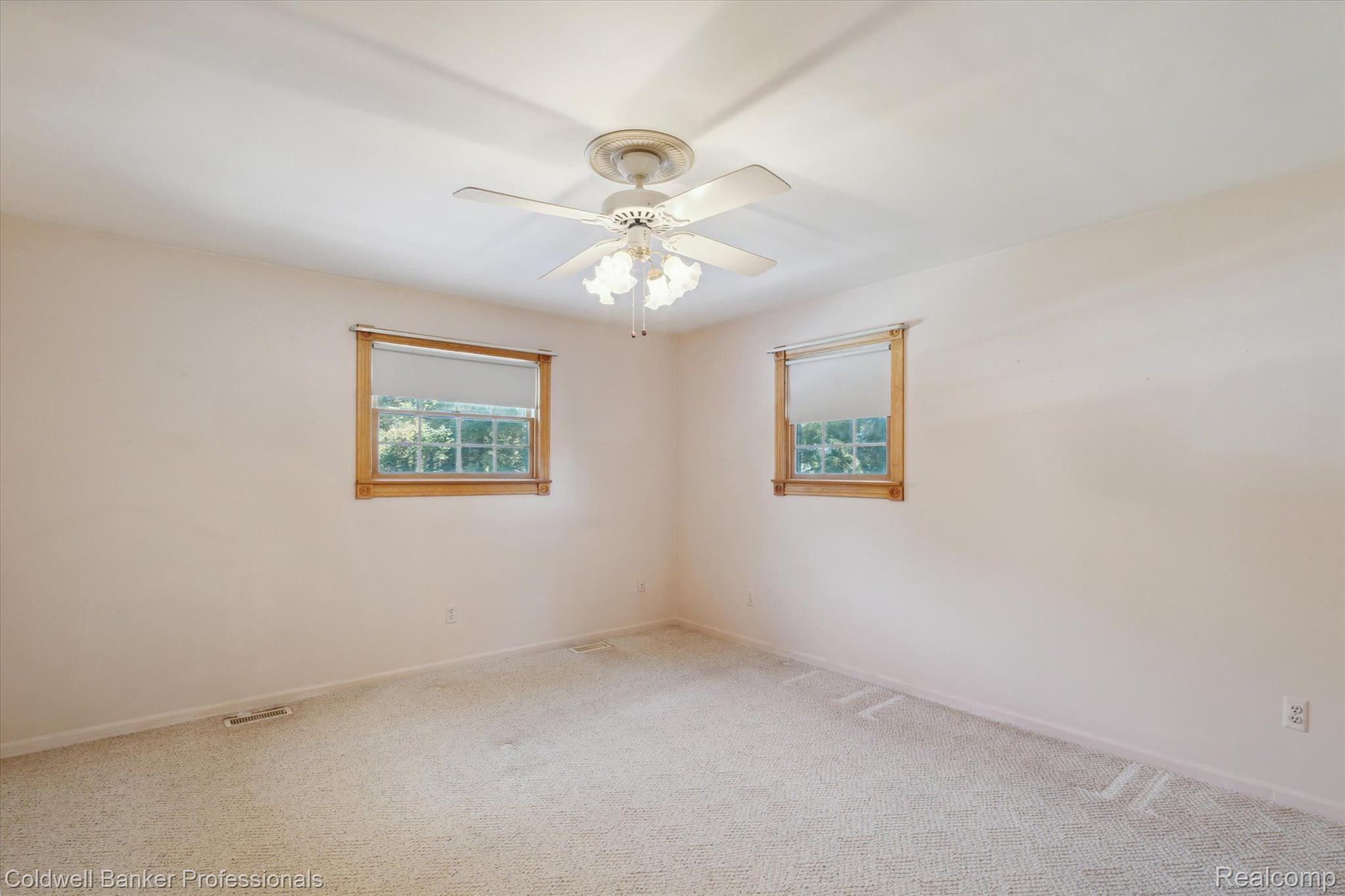 3407 South Fenton Road Holly, MI 48442 - Photo 23 of 44