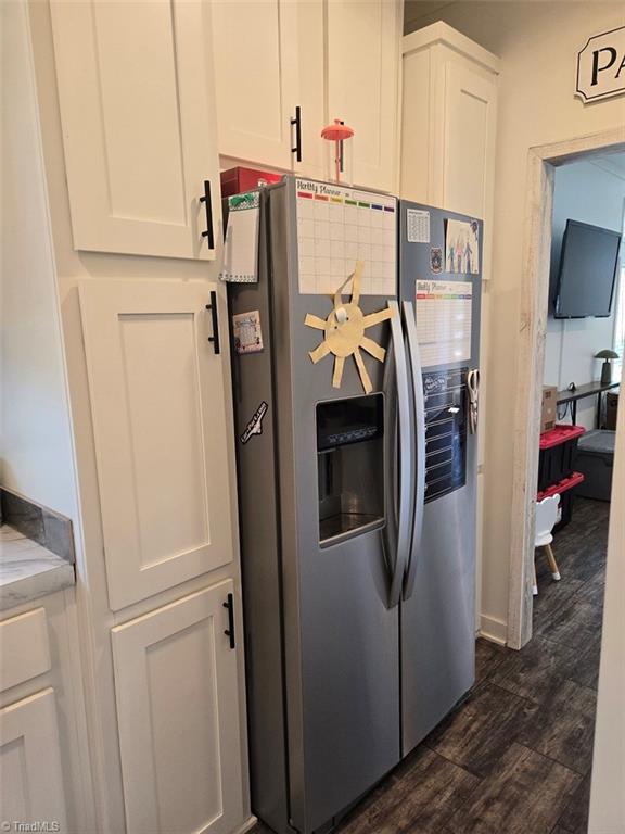 1266 Quaker Church Road Siloam, NC 27047 - Photo 8 of 29 Refrigerator conveys