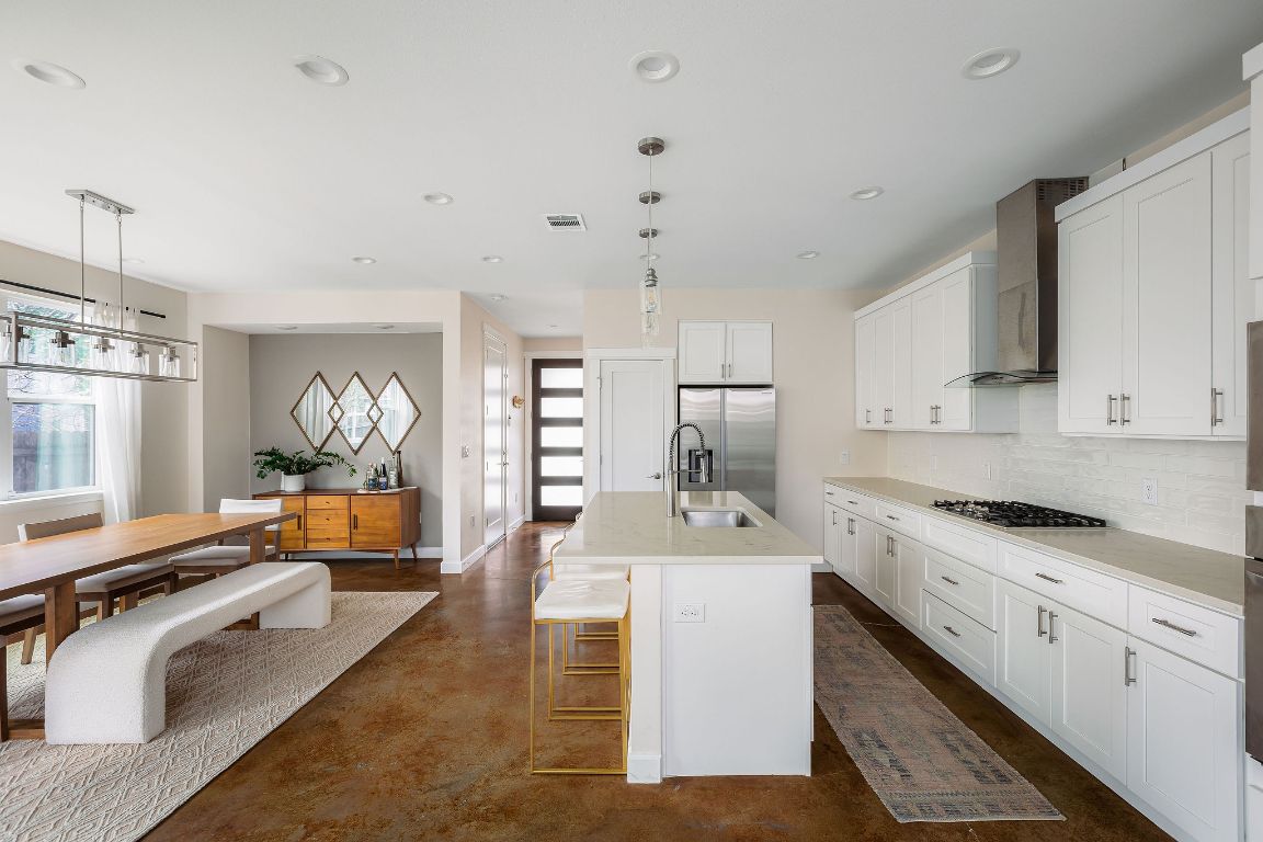 4602 Alf Avenue, Unit B Austin, TX 78721 - Photo 6 of 40