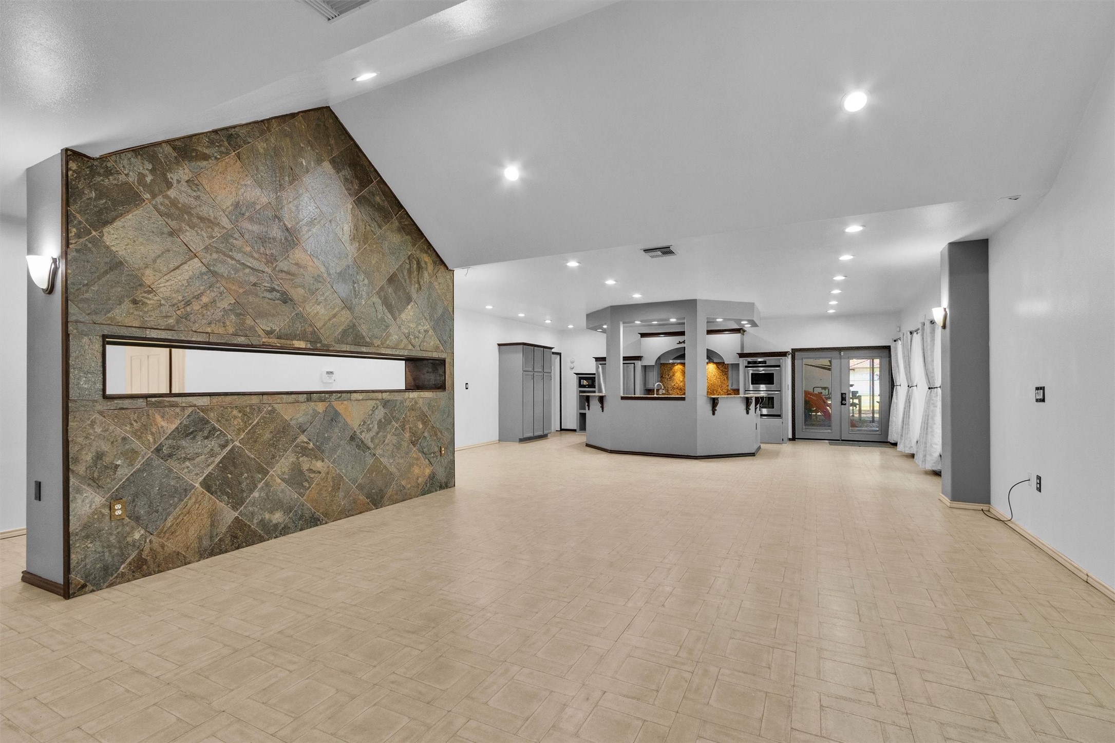 17884 Nonesuch Road Conroe, TX 77306 - Photo 15 of 40 Gallery Image 15
