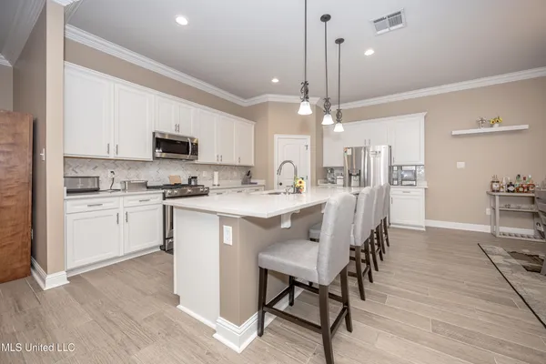 $576,000 | 9387 Taylor Place, Ocean Springs, MS 39564