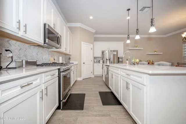 $589,000 | 9387 Taylor Place, Ocean Springs, MS 39564