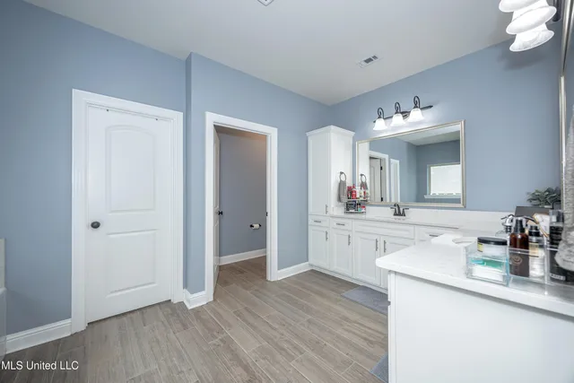 $589,000 | 9387 Taylor Place, Ocean Springs, MS 39564