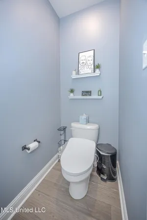 $576,000 | 9387 Taylor Place, Ocean Springs, MS 39564
