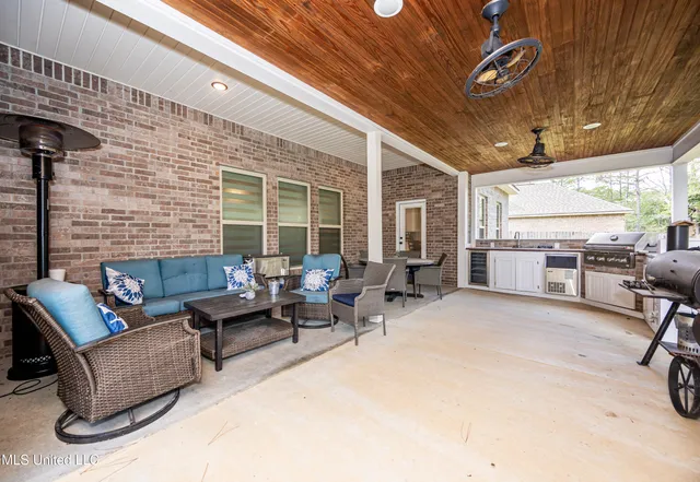 $589,000 | 9387 Taylor Place, Ocean Springs, MS 39564