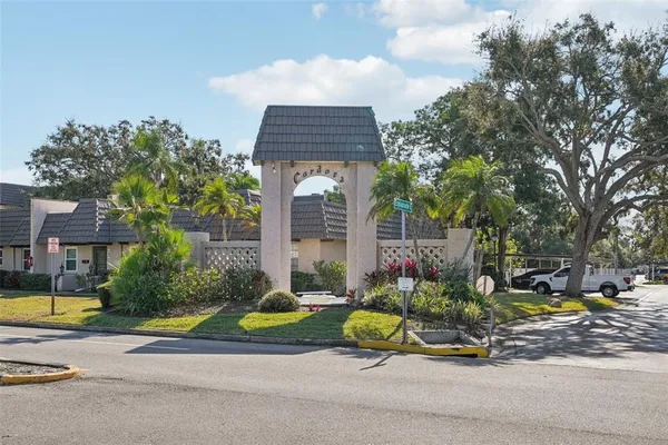 $159,900 | 404 Cordova Green, Unit 404, Seminole, FL 33777