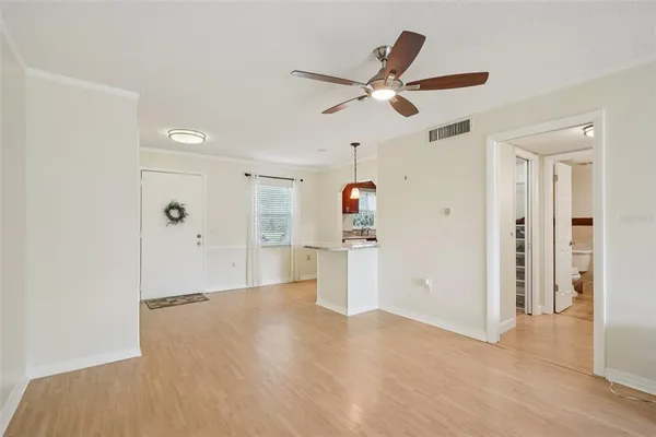 $159,900 | 404 Cordova Green, Unit 404, Seminole, FL 33777
