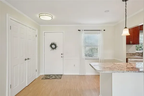 $159,900 | 404 Cordova Green, Unit 404, Seminole, FL 33777