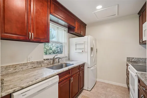 $159,900 | 404 Cordova Green, Unit 404, Seminole, FL 33777