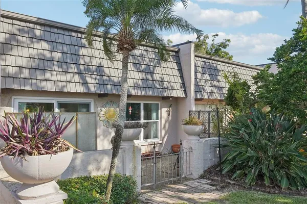 $159,900 | 404 Cordova Green, Unit 404, Seminole, FL 33777