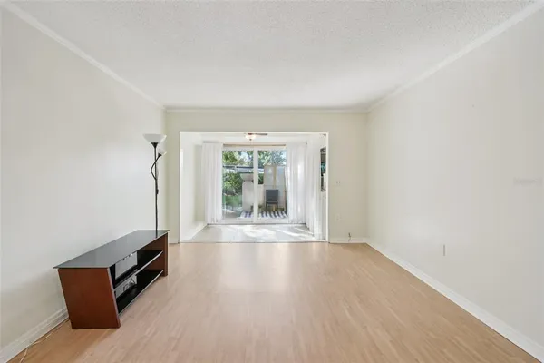 $159,900 | 404 Cordova Green, Unit 404, Seminole, FL 33777