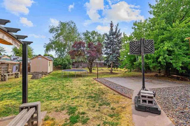 $395,000 | 1806 Powers Drive, Lewiston, ID 83501