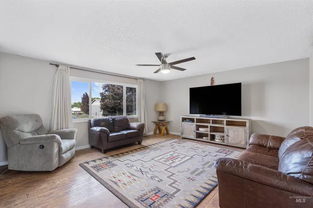 $395,000 | 1806 Powers Drive, Lewiston, ID 83501