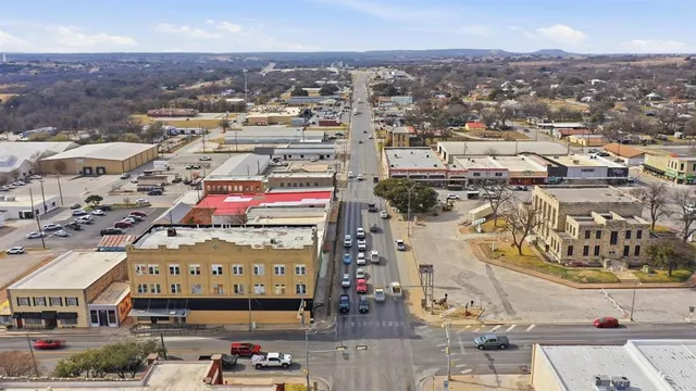 $650,000 | 107 South Austin Street, Comanche, TX 76442