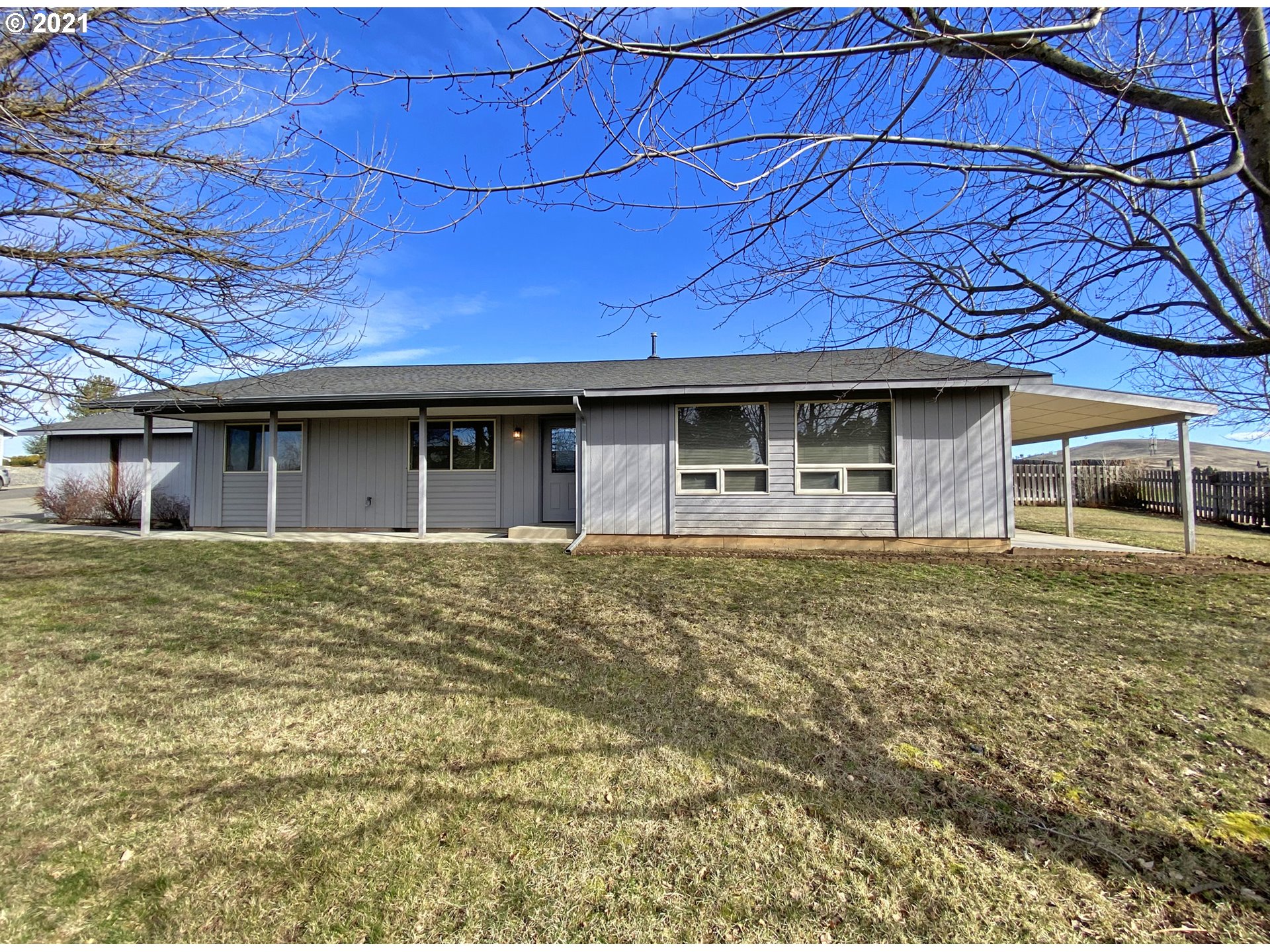 1006 Roe Drive Goldendale, WA 98620 - Photo 2 of 23 Gallery Image 2