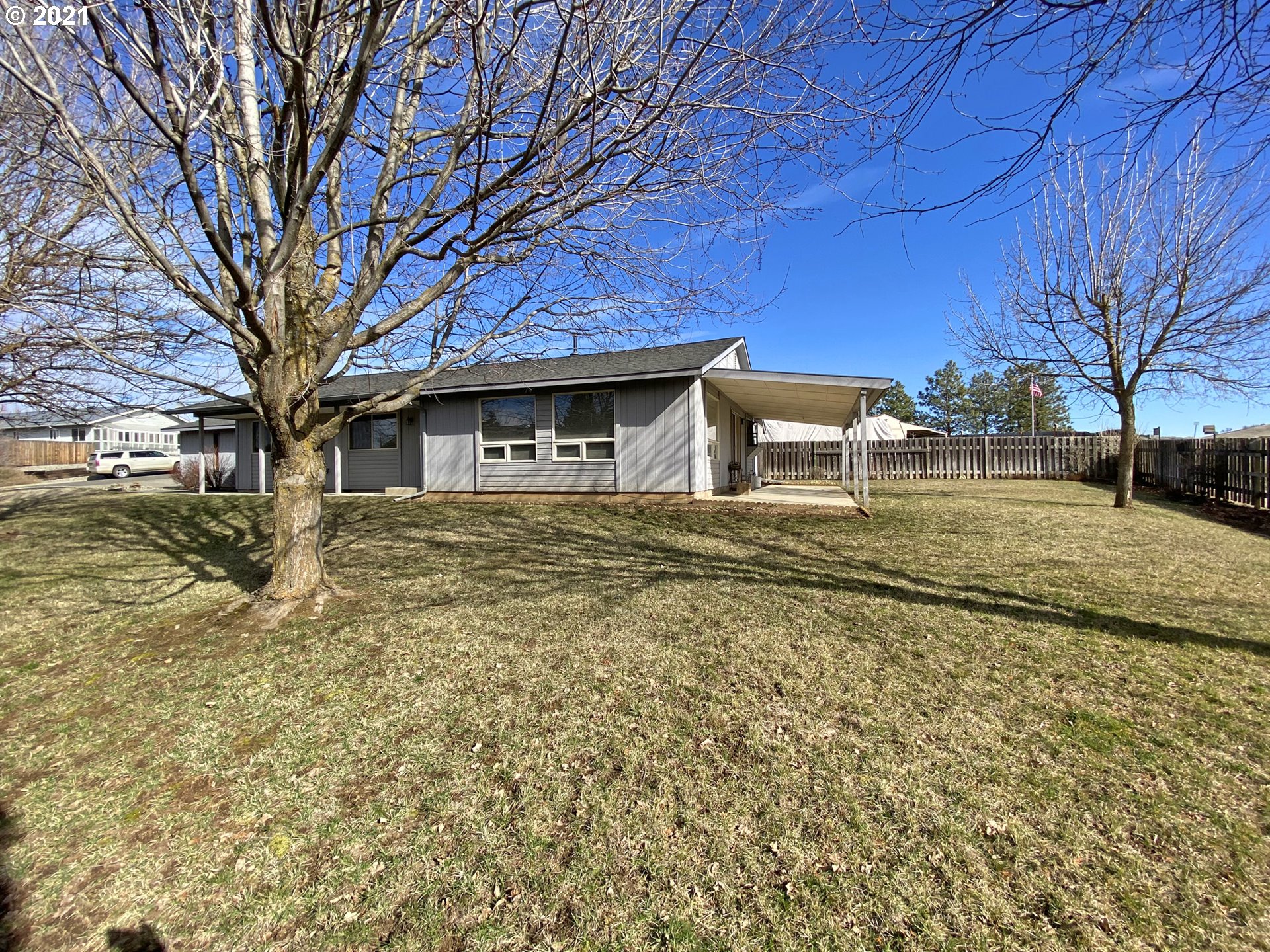 1006 Roe Drive Goldendale, WA 98620 - Photo 5 of 23 Gallery Image 5