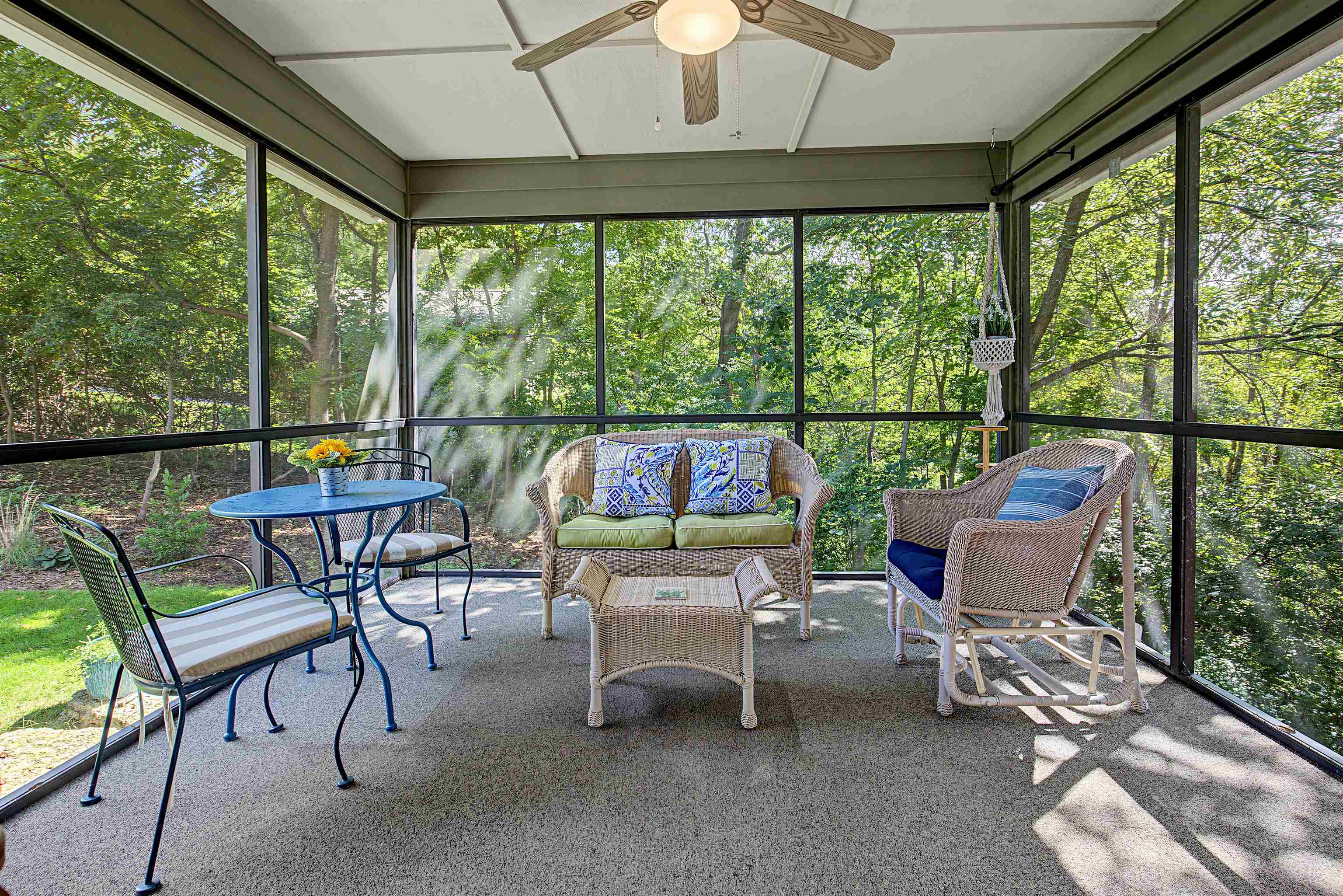 303 West Wachter Road Galena, IL 61036 - Photo 13 of 37 Gallery Image 13