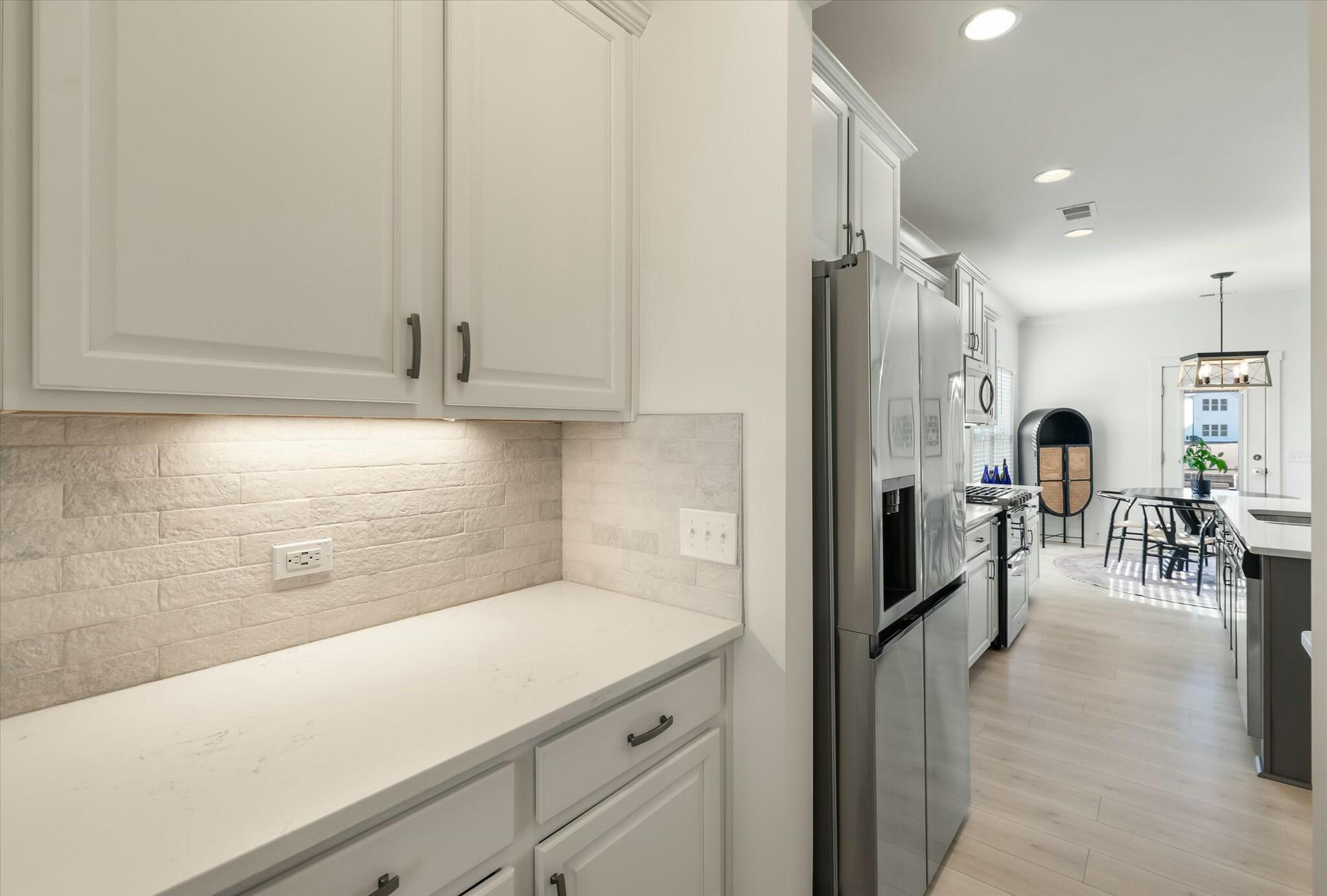 113 Surfbird Road Summerville, SC 29486 - Photo 8 of 49 tempImageuYcwvP