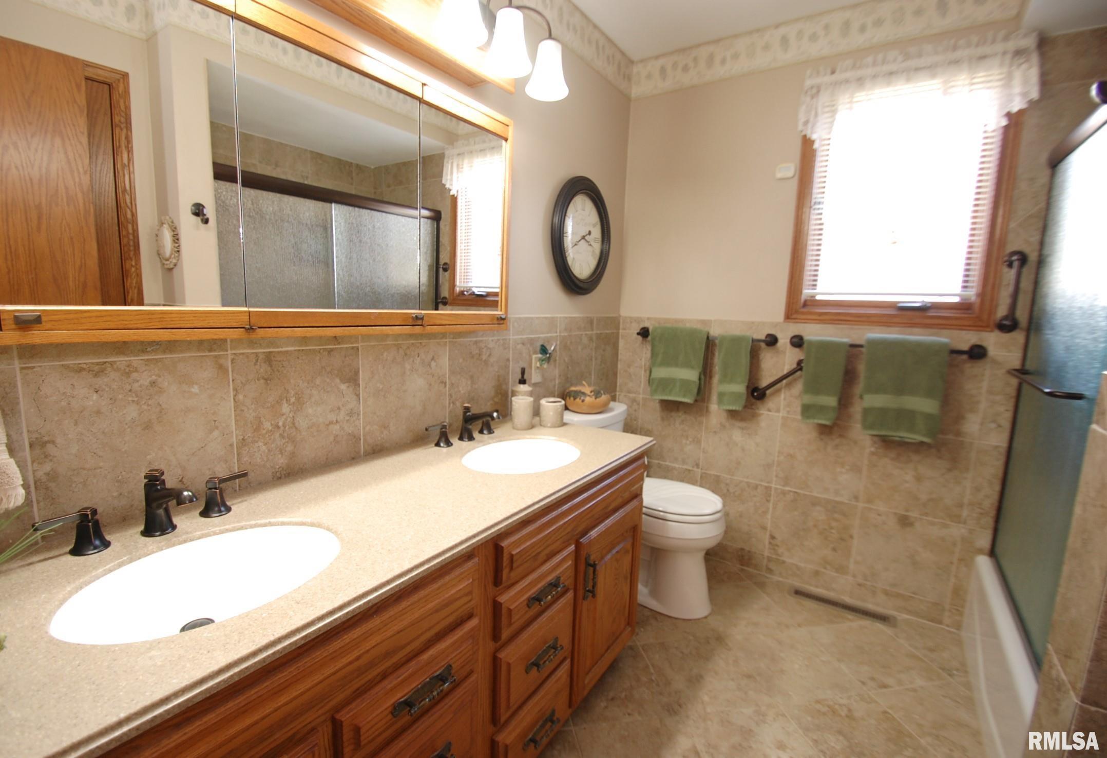 3534 West Chartwell Road Peoria, IL 61614 - Photo 33 of 41 Gallery Image 33