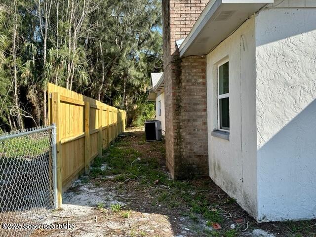 2800 Palm Bay Road Northeast Palm Bay, FL 32905 - Photo 22 of 28 Left Side Yard