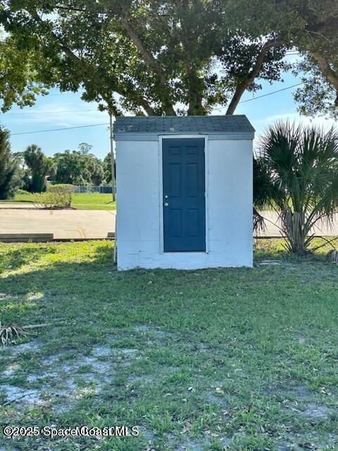 2800 Palm Bay Road Northeast Palm Bay, FL 32905 - Photo 24 of 28 Well House