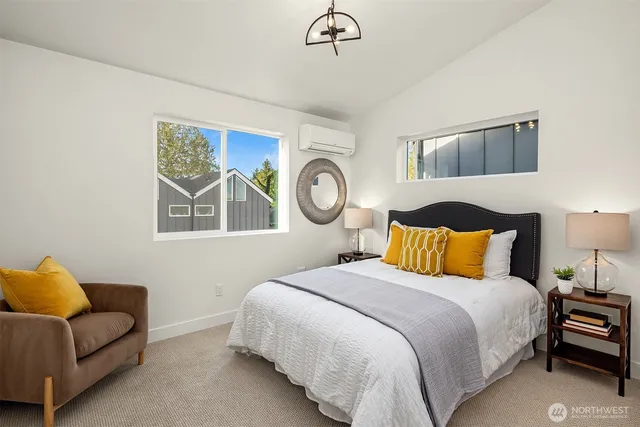 $1,295,950 | 13548 39th Avenue Northeast, Seattle, WA 98125