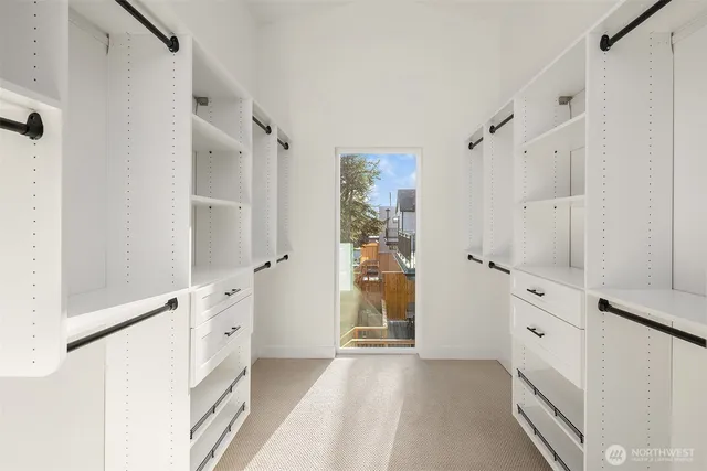 $1,295,950 | 13548 39th Avenue Northeast, Seattle, WA 98125