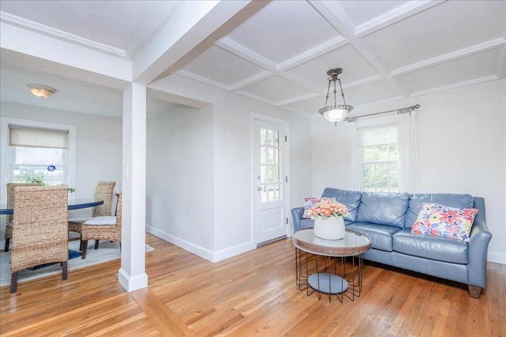 47 Cherry Street Newton, MA 02465 - Photo 7 of 41