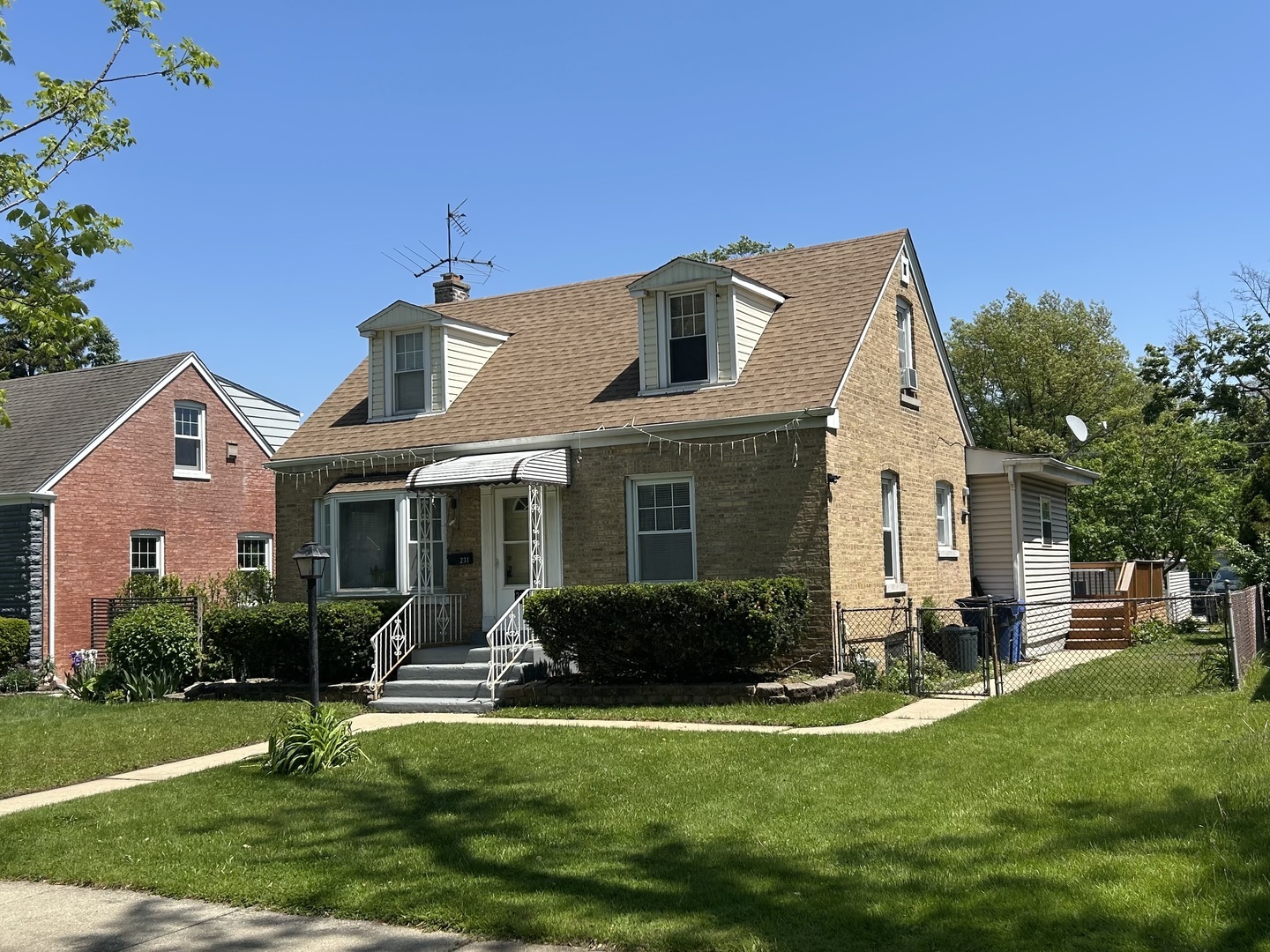 231 South Addison Street Bensenville, IL 60106 - Photo 2 of 5