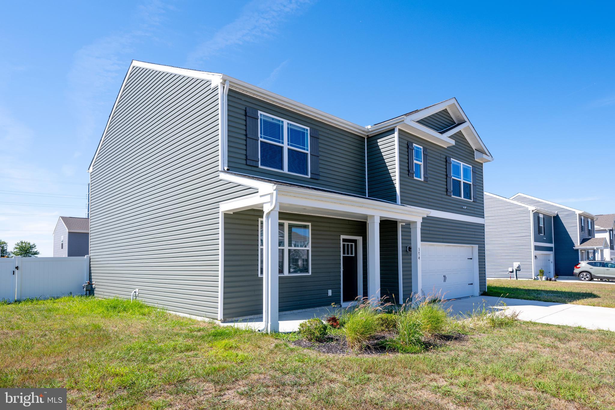 a house view with a outdoor space
