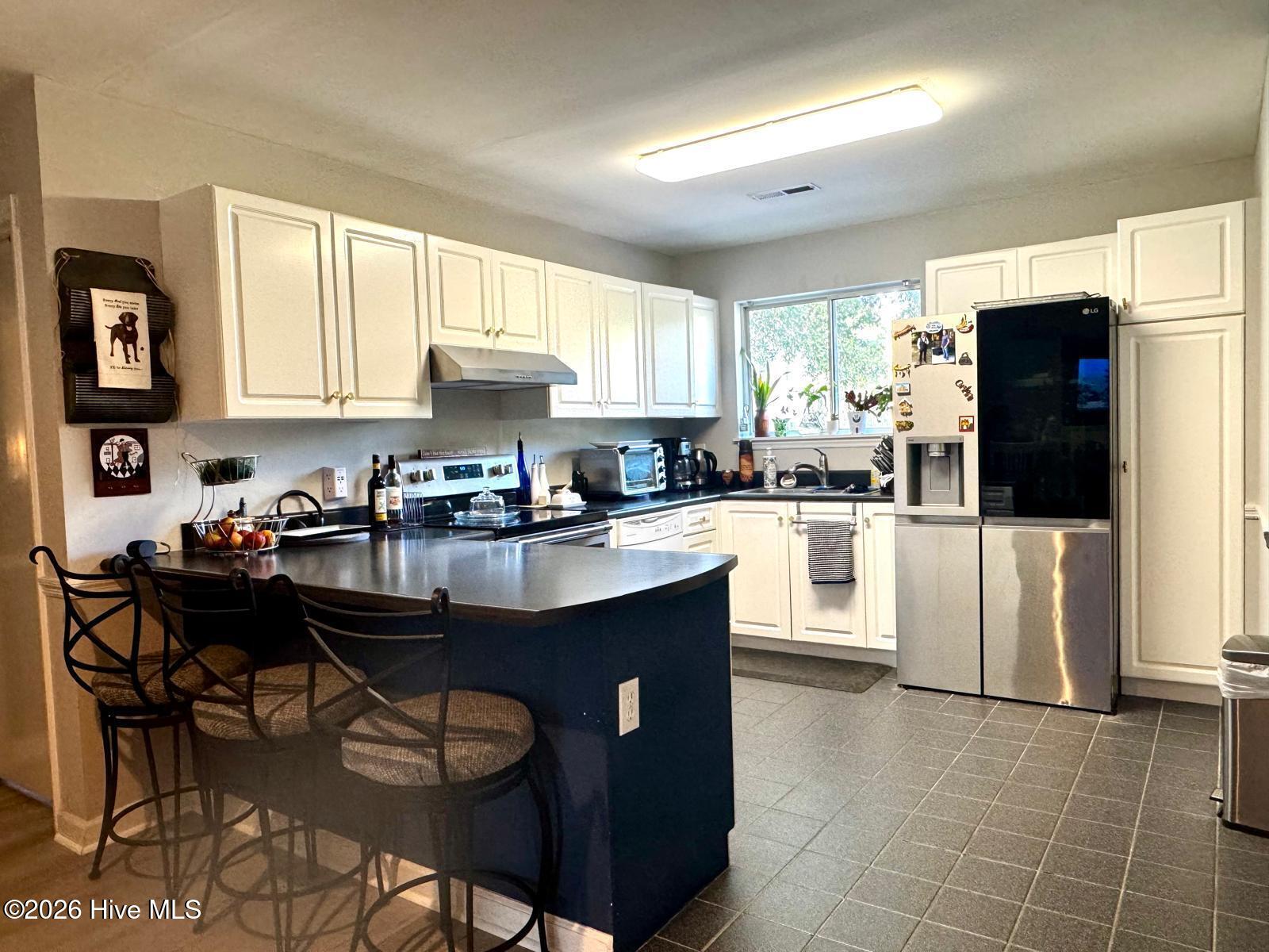 402D Forest Park Road, Unit D Wilmington, NC 28409 - Photo 5 of 11 WhatsApp Image 2026-05-19 at 11.08.05 PM