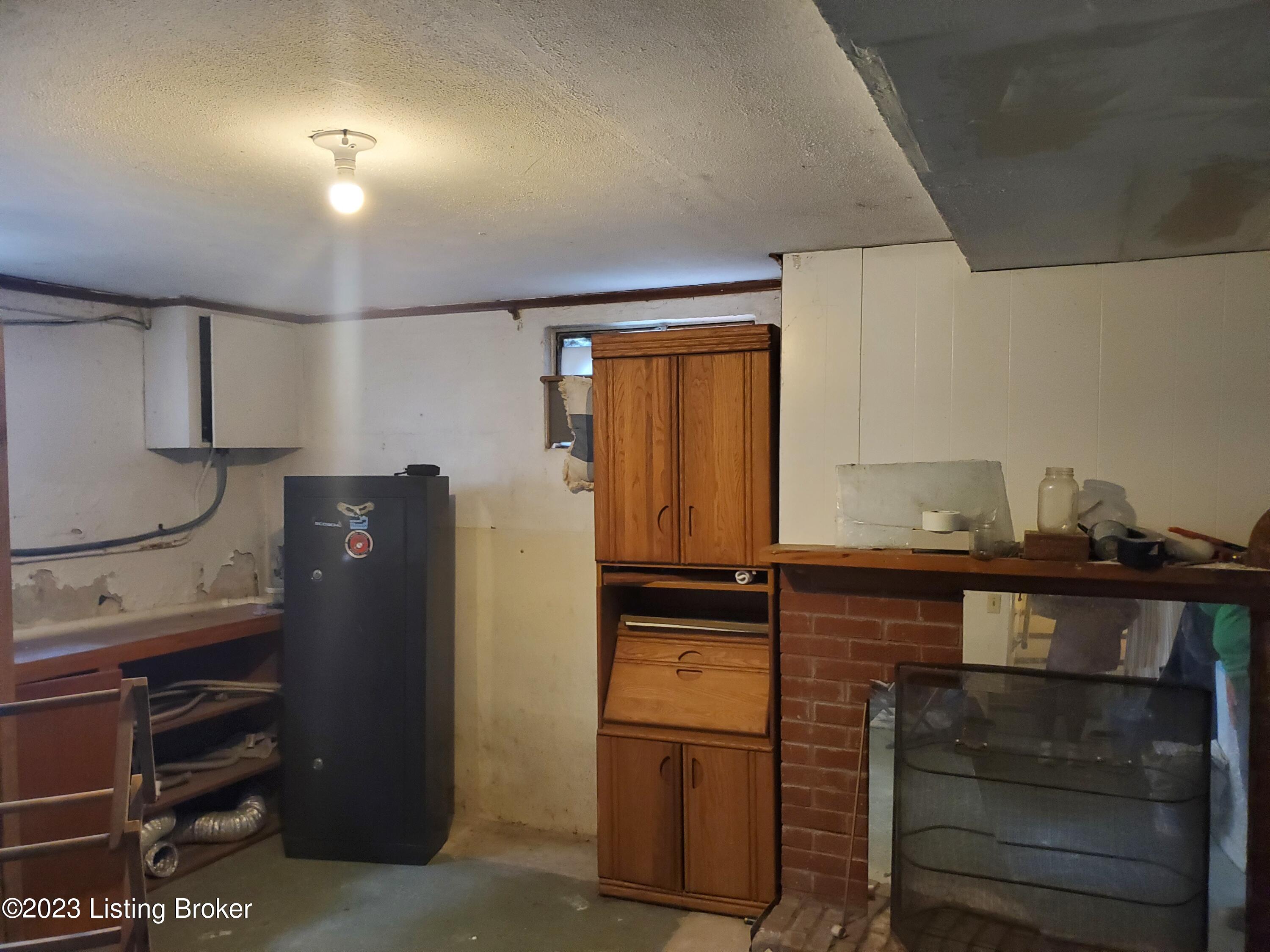 8820 Ferndale Road Louisville, KY 40291 - Photo 30 of 46 20231018_142501