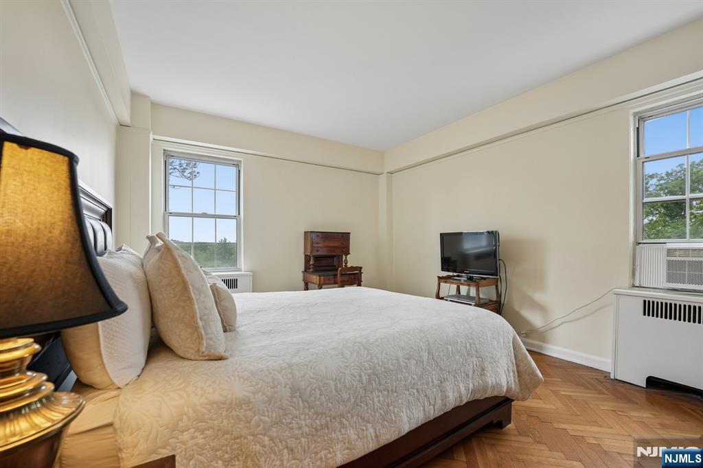 10 Crestmont Road, Unit 2N Montclair, NJ 07042 - Photo 14 of 25