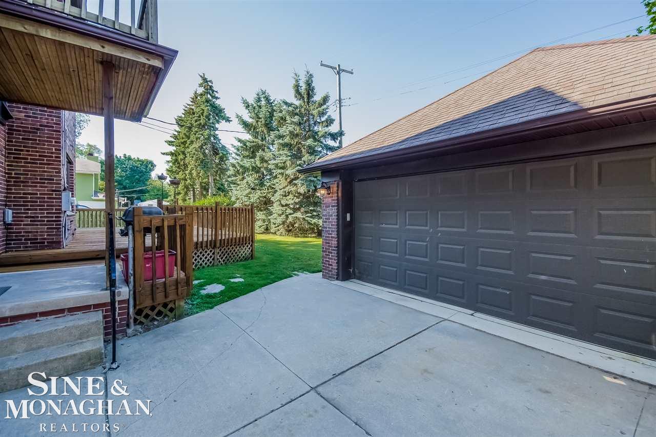 1035 Bishop Road Grosse Pointe Park, MI 48230 - Photo 58 of 62