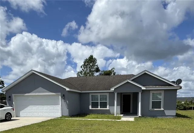 $1,800 | 234 Victorian Lakes Drive, Brunswick, GA 31525