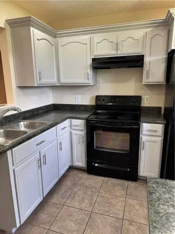 $1,800 | 234 Victorian Lakes Drive, Brunswick, GA 31525