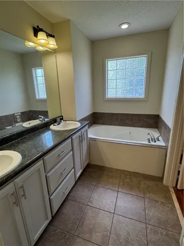 $1,800 | 234 Victorian Lakes Drive, Brunswick, GA 31525