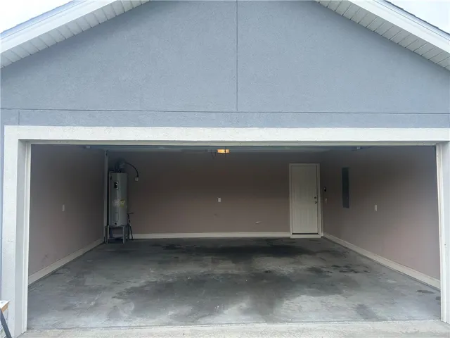 $1,800 | 234 Victorian Lakes Drive, Brunswick, GA 31525