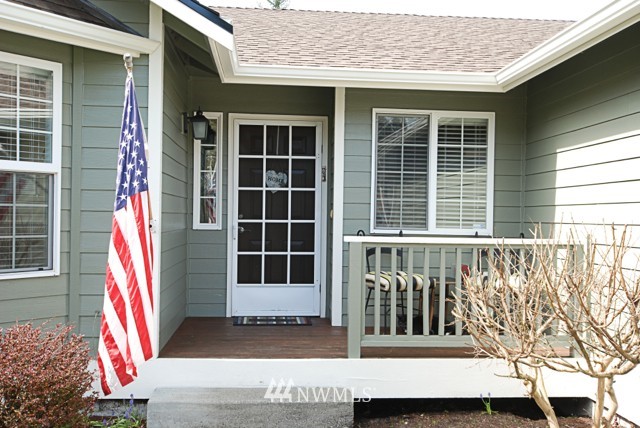 5901 Compton Loop Southeast Lacey, WA 98513 - Photo 2 of 25 Gallery Image 2