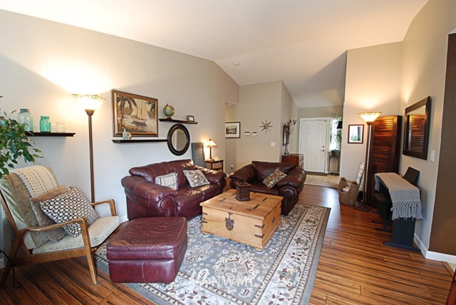5901 Compton Loop Southeast Lacey, WA 98513 - Photo 11 of 25 Gallery Image 11