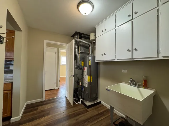 $279,000 | 7838 West 73rd Place, Bridgeview, IL 60455