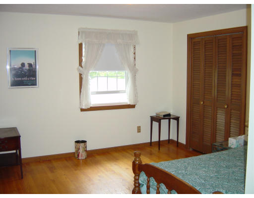 34 Elf Hill Road Amherst, MA 01002 - Photo 6 of 6