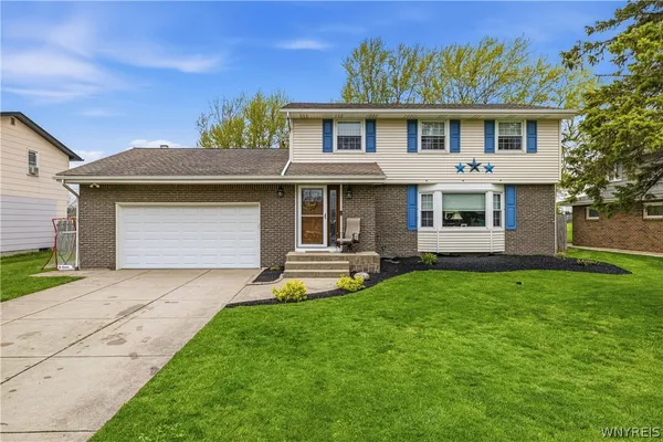 $399,900 | 74 Impala Parkway, Lancaster, NY 14086