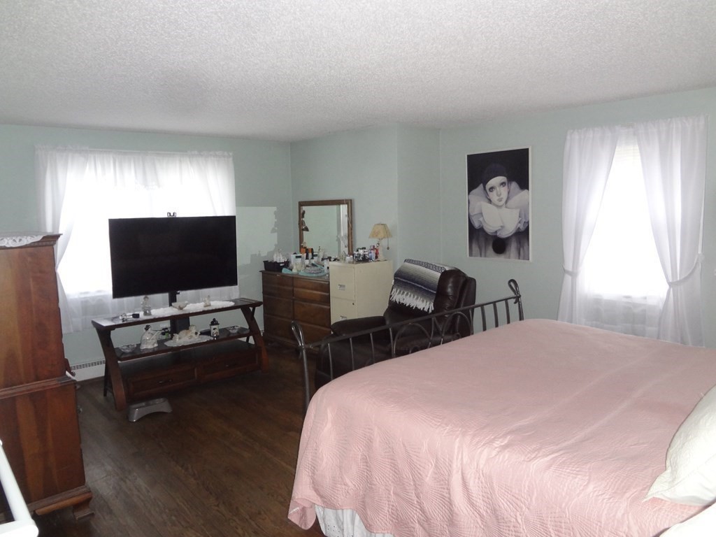 51 Pulaski Street Springfield, MA 01151 - Photo 9 of 22