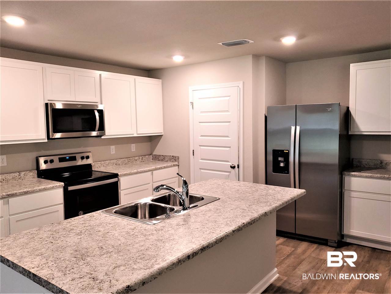 244 Rhineheart Lane Foley, AL 36535 - Photo 12 of 34 Kitchen