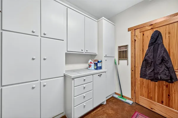 a view of a closet area