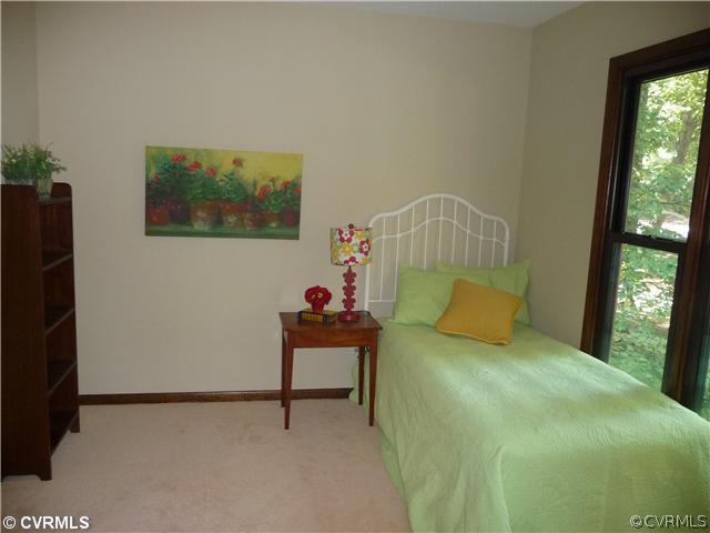 3103 Liberty Oaks Road Midlothian, VA 23112 - Photo 5 of 12 Bedroom - Bedrooms are good sized with nicely size