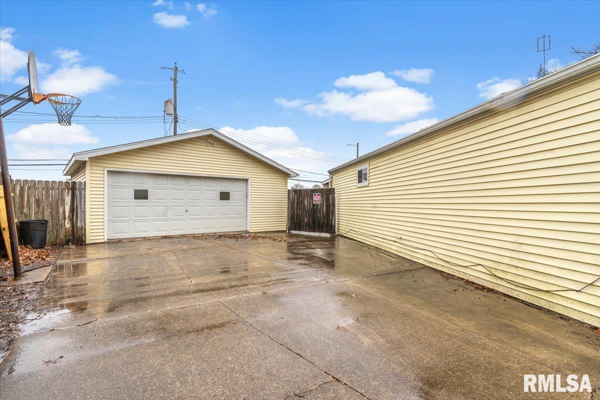 17 Celeste Court Springfield, IL 62703 - Photo 24 of 30