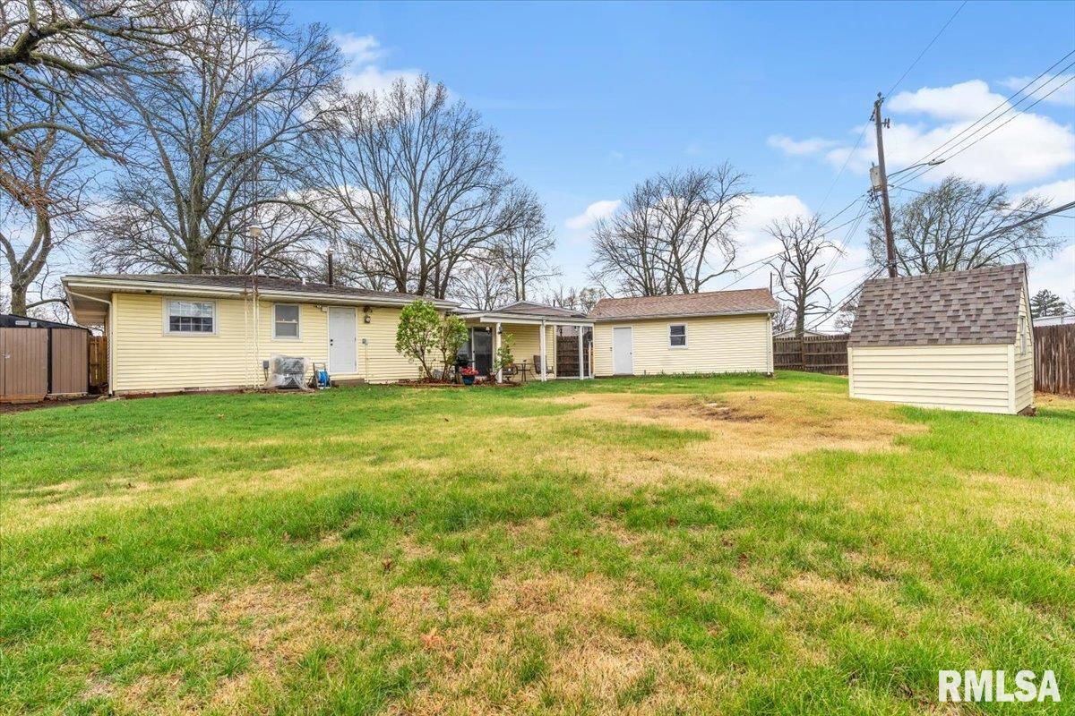 17 Celeste Court Springfield, IL 62703 - Photo 25 of 30