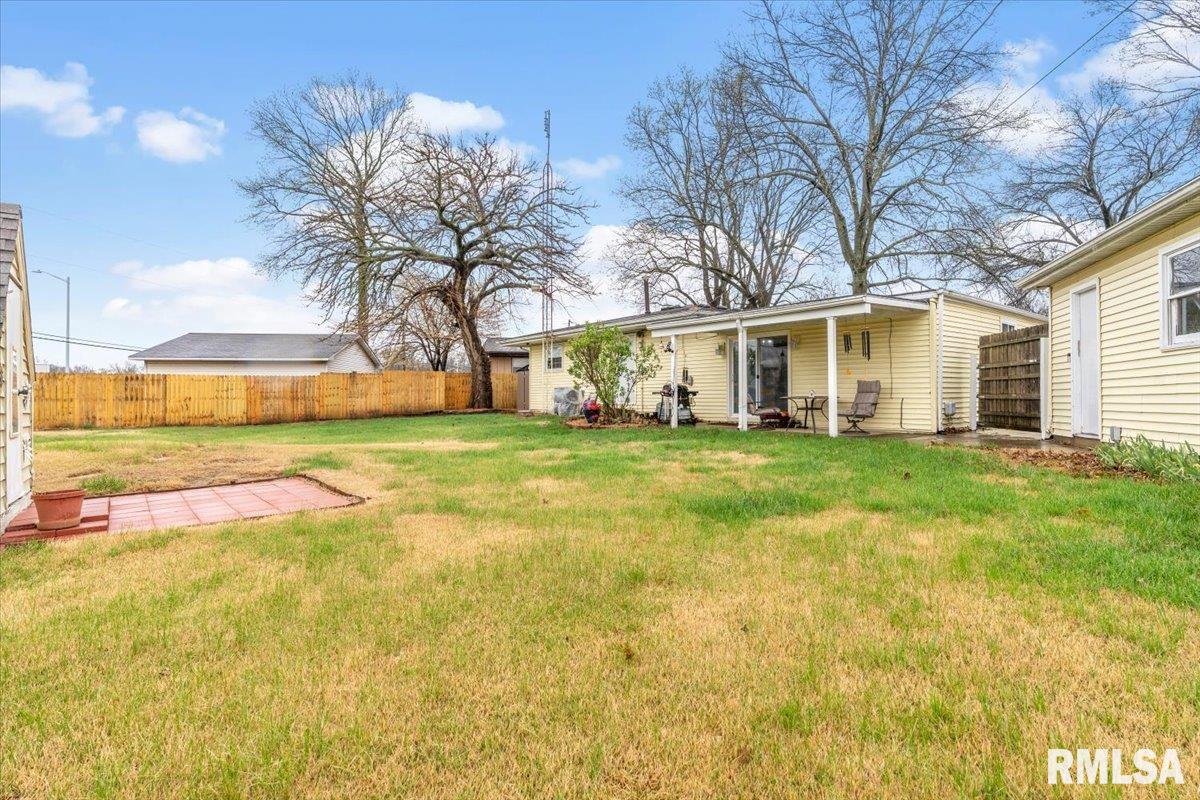 17 Celeste Court Springfield, IL 62703 - Photo 27 of 30